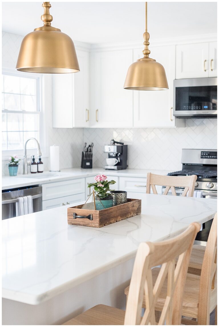 white-and-gold-kitchen-ideas – Keri Calabrese Photography