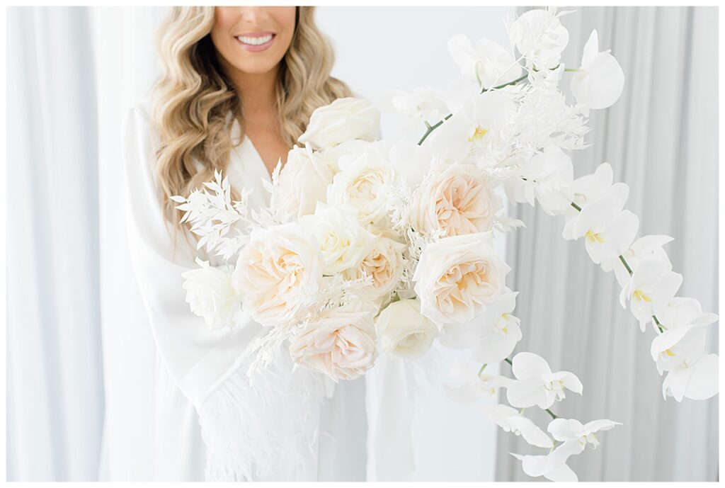 white wedding bouquet