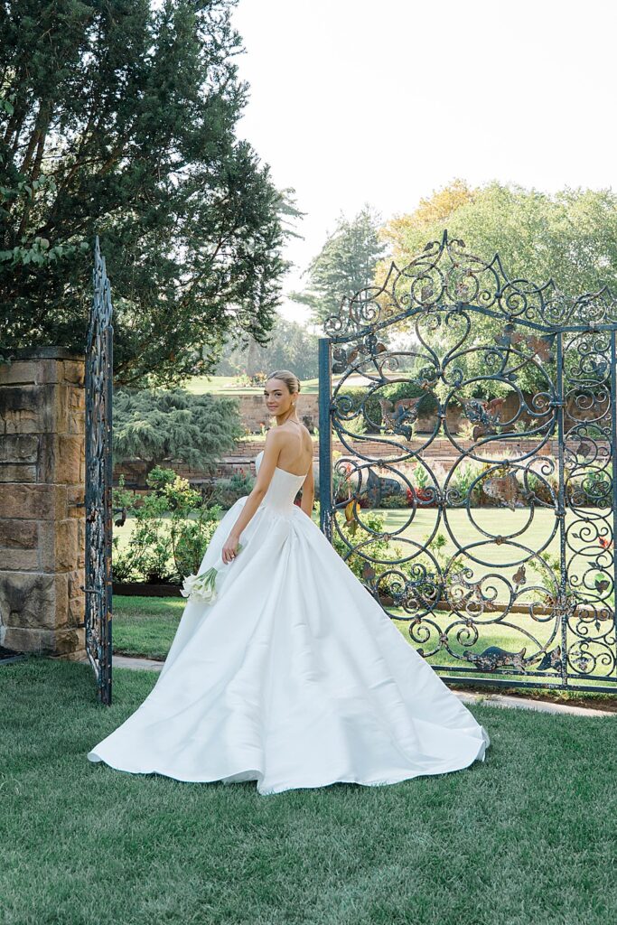 beautiful bridal portraits